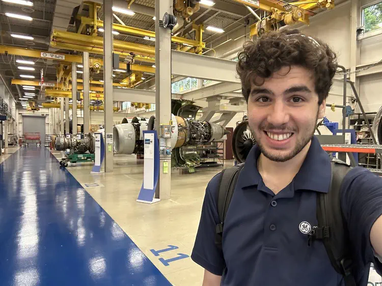 01-ge-aerospace-engine-facility.png